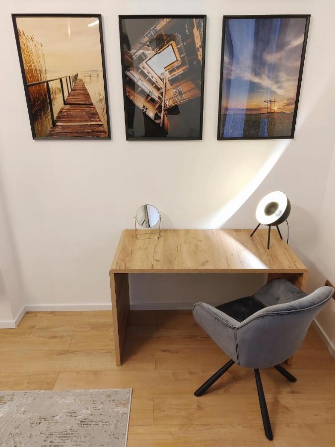 Square 16 Apartman - Absolutely Central Location With Self Check In Szombathely Exterior foto