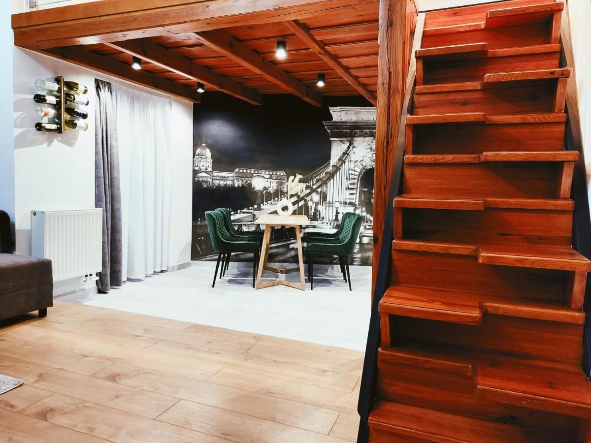Square 16 Apartman - Absolutely Central Location With Self Check In Szombathely Exterior foto